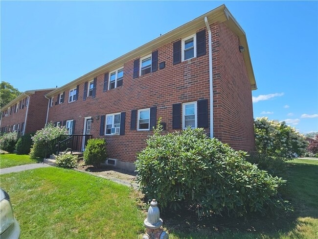 Photo - 70 Carroll Ave