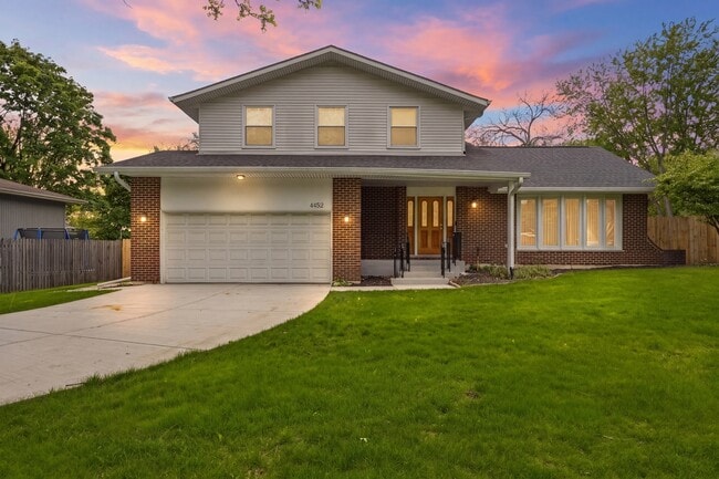 Building Photo - 4452 Burgundy Pl