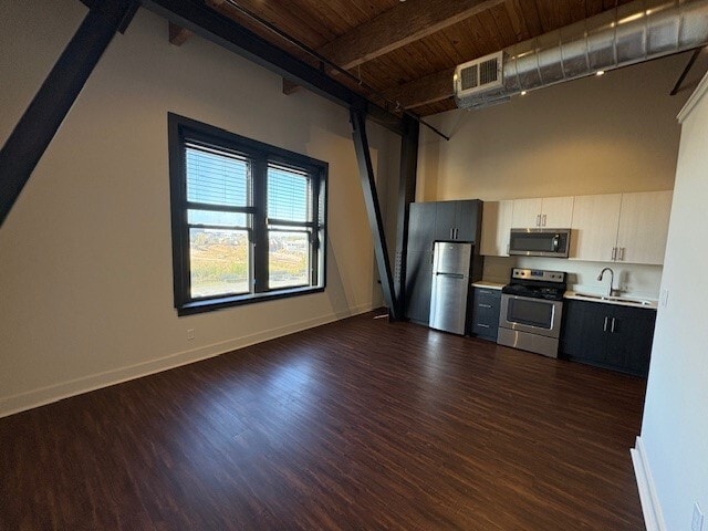 Building Photo - 806 Sampson St Unit 420