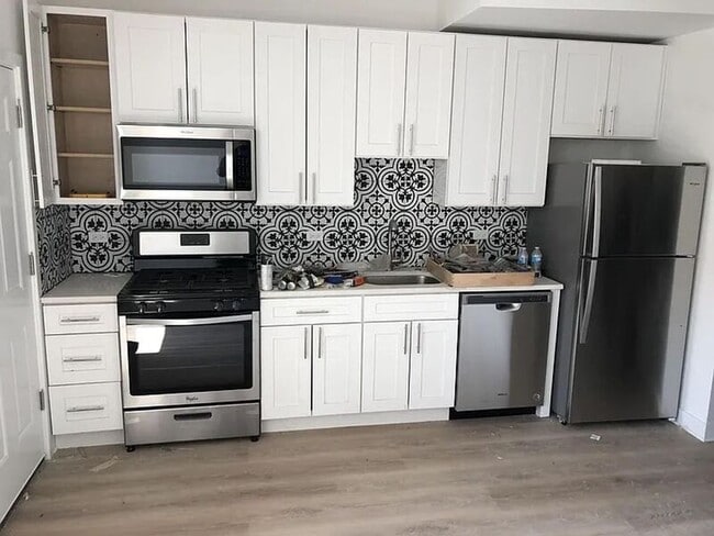 Photo - 1644 W Cermak Rd Unidad 1F