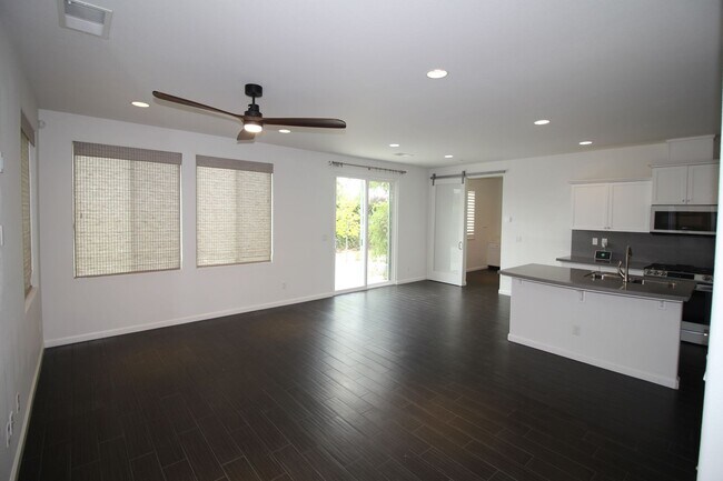 Photo - 2102 Makenna Dr
