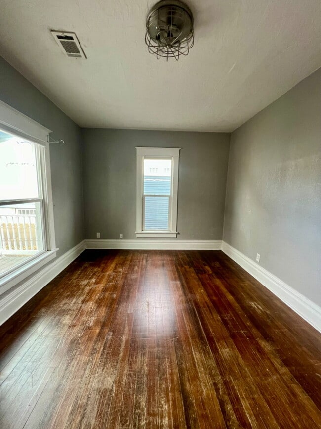 Photo - Cute One Bedroom! Unit A