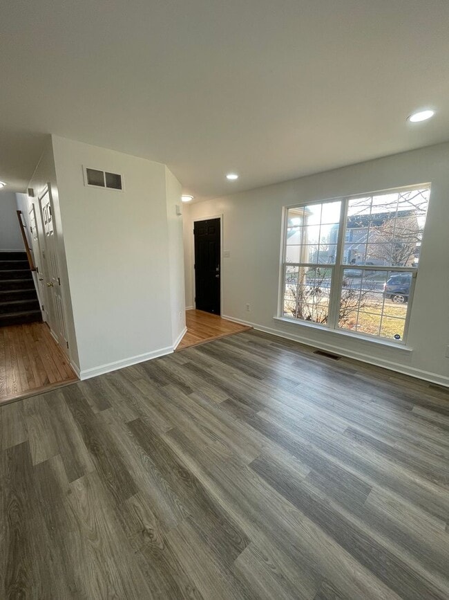 Photo - 106 Country Run Dr