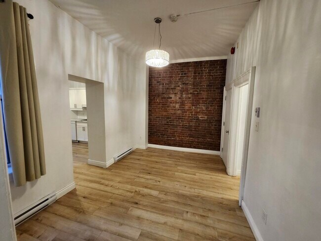 Photo - 55 Carmarthen St Unit 55-1