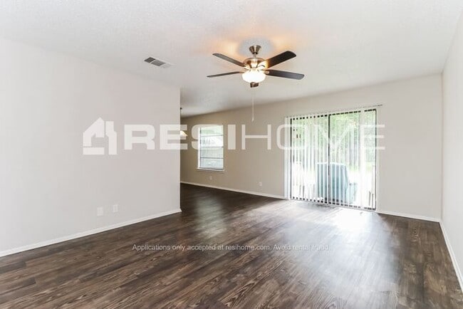 Photo - 701 S Perkins St