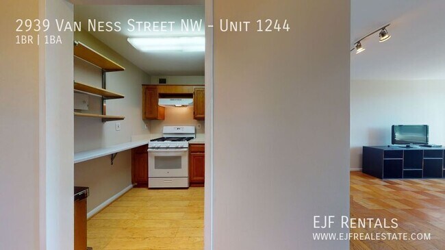 Photo - Amenities GALOR! All Energy Utilities Incl... Unit 1244