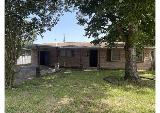 Photo - 5923 Van Fleet St