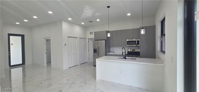 Photo - 306 NE 10th Terrace