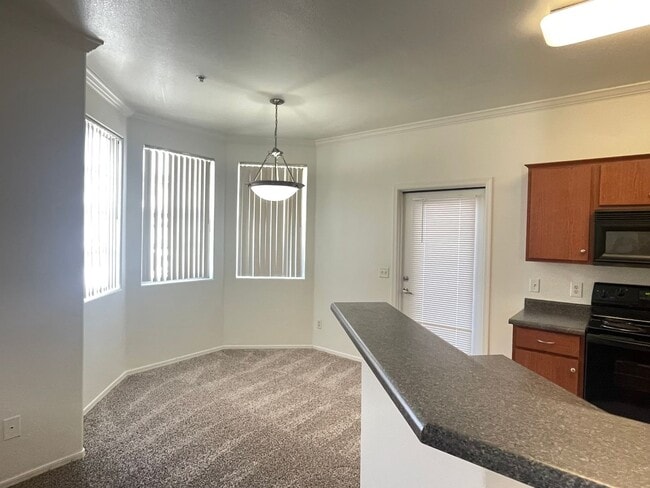 Photo - MOVE IN SPECAIL OAC-NEW CARPET AND PAINT, 2 bed/2 bath/ 1 CG/ Overlooking beautiful pool