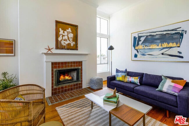 Photo - 1240 S Corning St Unit 305