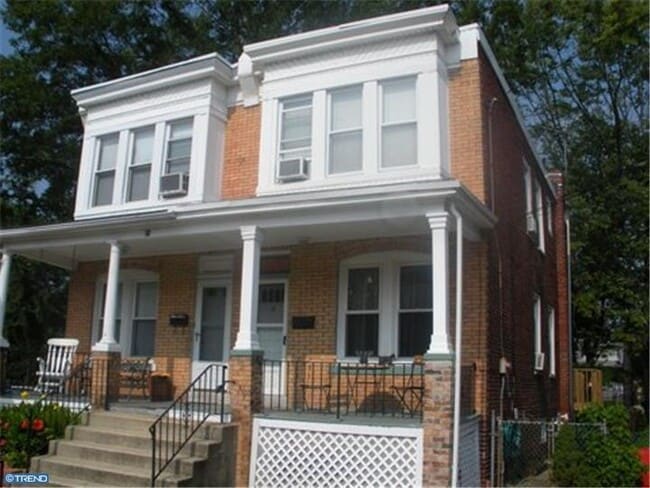 Photo - 19 Wynnewood Avenue