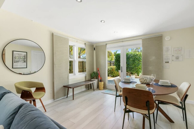 Photo - 1449 NE 23rd St Unit ID1372366P