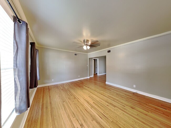 Photo - SUPER CUTE UNIT! Unit 1