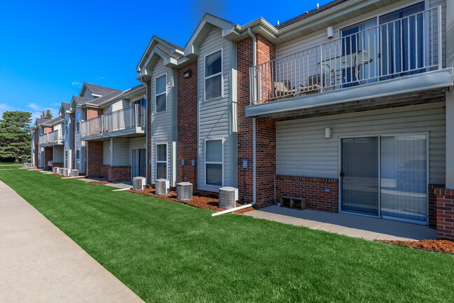Burlington Place Apartments For Rent in Holdrege, NE