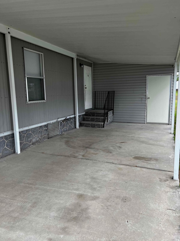 Photo - 6858 NE 2nd Loop