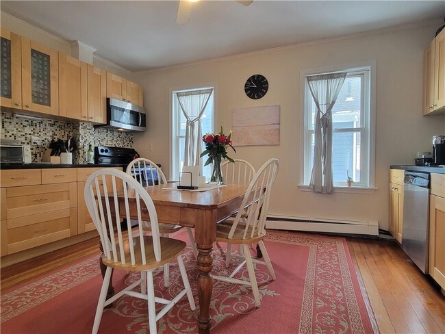 11 Hammond St Unit 2