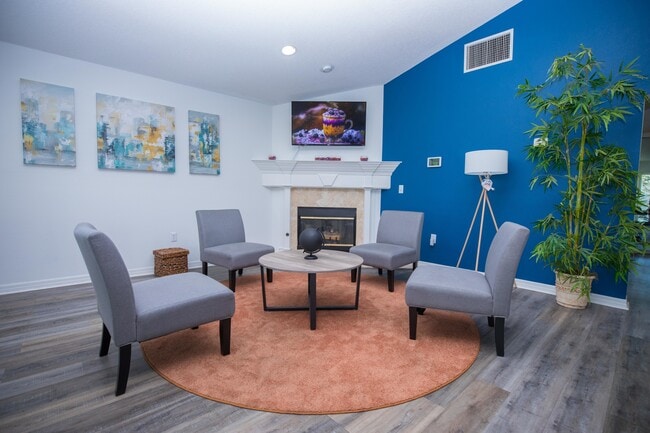 Oakview Landing Apartments