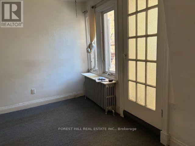 398 Spadina Rd