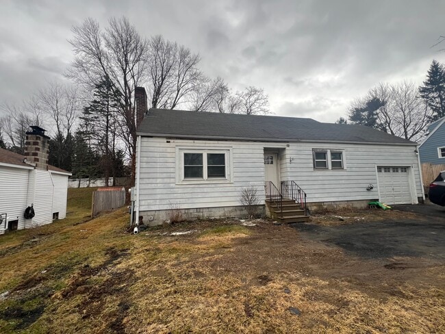 Photo - 481 Albany Shaker Rd