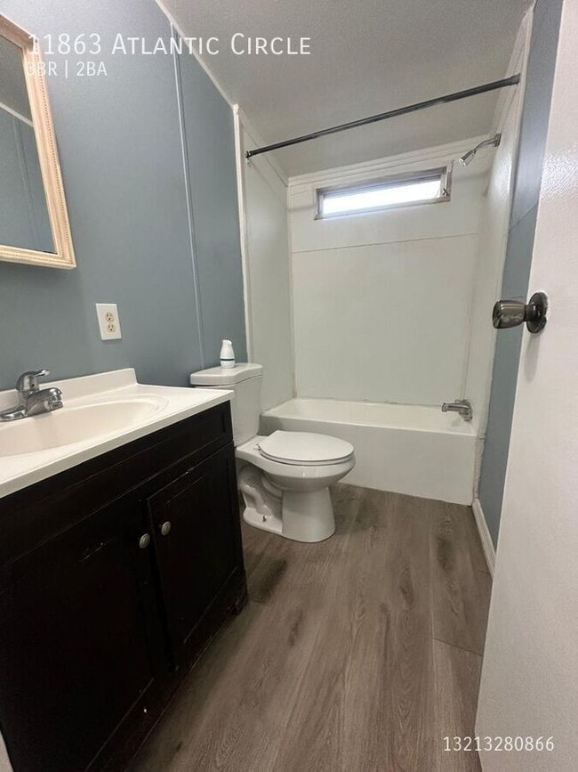 Photo - 11863 Atlantic Cir