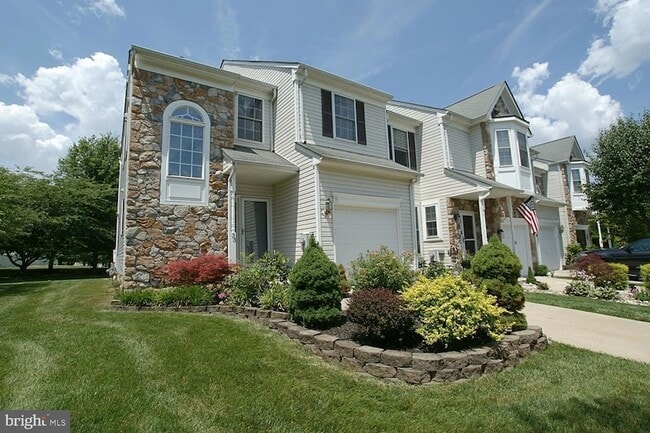 Photo - 33 Farmington Ct