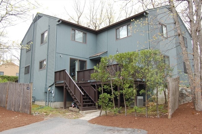 Building Photo - 40 Mountain Gate Rd Rental