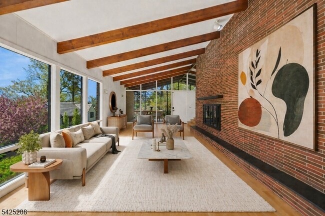 Photo - 293 Wyoming Ave