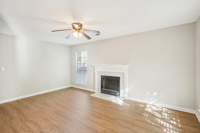 Photo - 1066 Rock Creek Ln