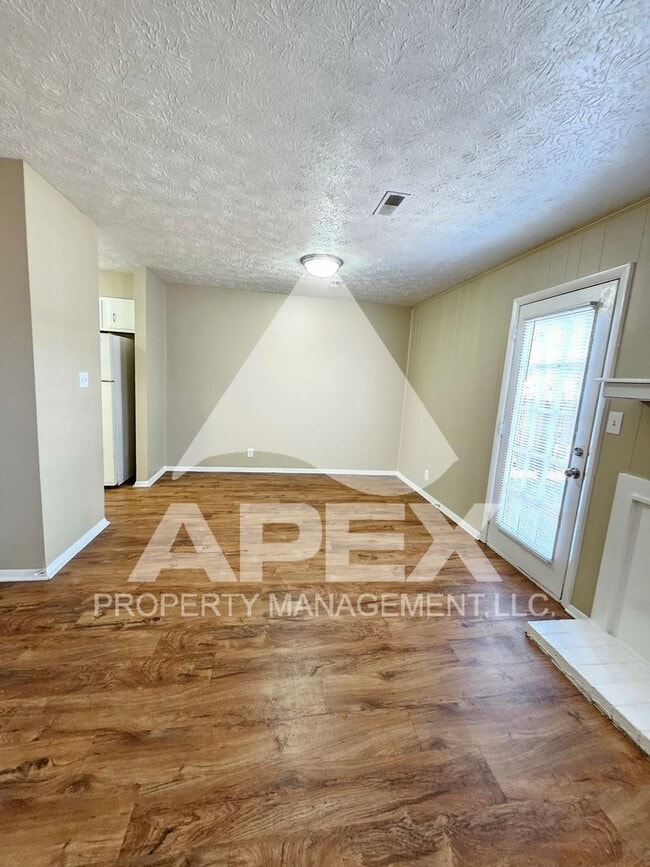 Photo - Nice 3Bd 1.5 Townhouse in WEST KNOX off Ce...