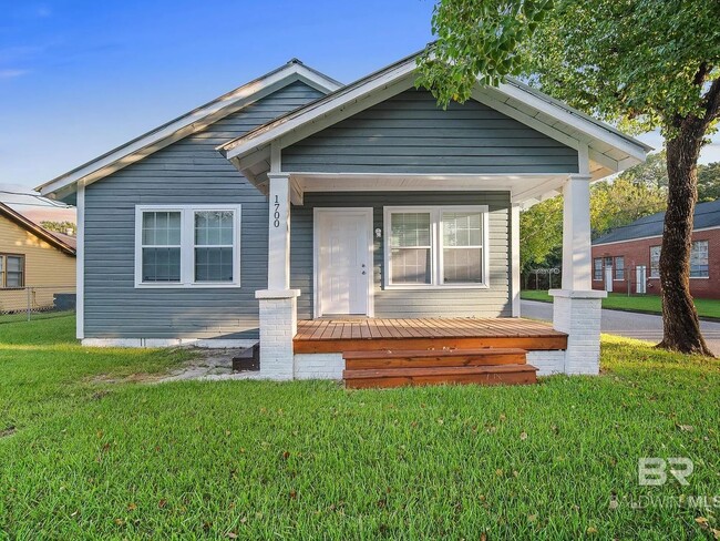 3 Bedroom 2 Bathroom House in Mobile - 3 Bedroom 2 Bathroom House in Mobile