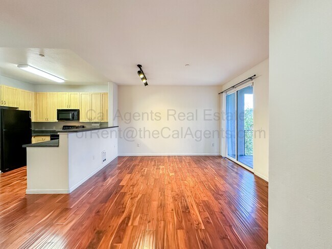 Photo - 1121 40th St