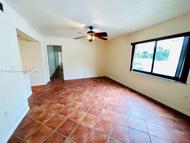 Photo - 619 Euclid Ave Unit 3A