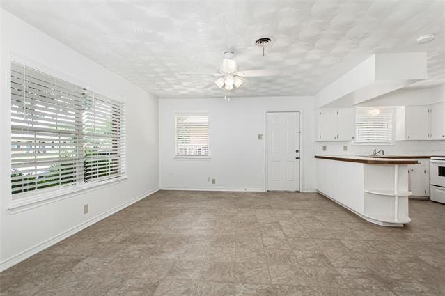 Photo - 11050 Wyatt St
