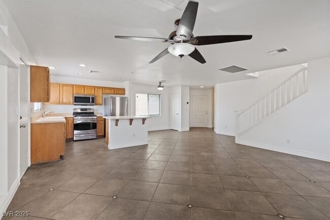 Photo - 1676 Victor Hugo Ln