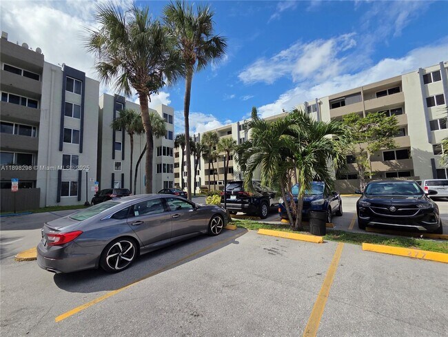 Photo - 10000 NW 80th Ct Unit 2301