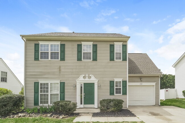 Building Photo - 4705 Fox Thorne Dr