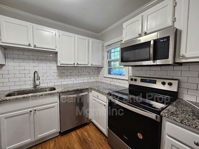 Photo - 4604 Coronado Dr Unit Apt E