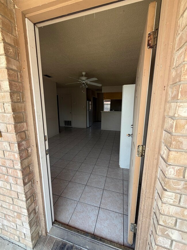 Photo - 2601 Springfield Ave