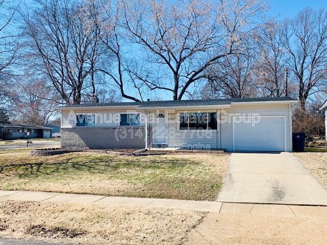 Building Photo - 45 Radford Dr