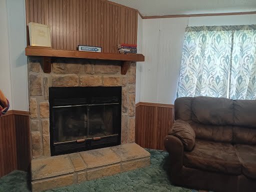 Photo - 694 Line Rd