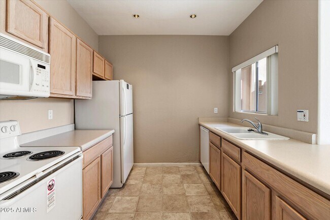 Photo - 11260 N 92nd St Unidad 1007