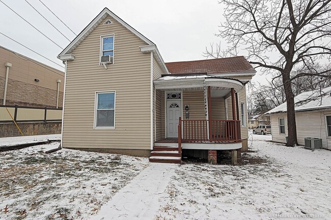 House Close to Campus - House Close to Campus