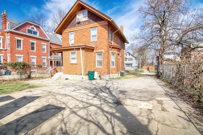 Photo - 1609 Ruth Ave