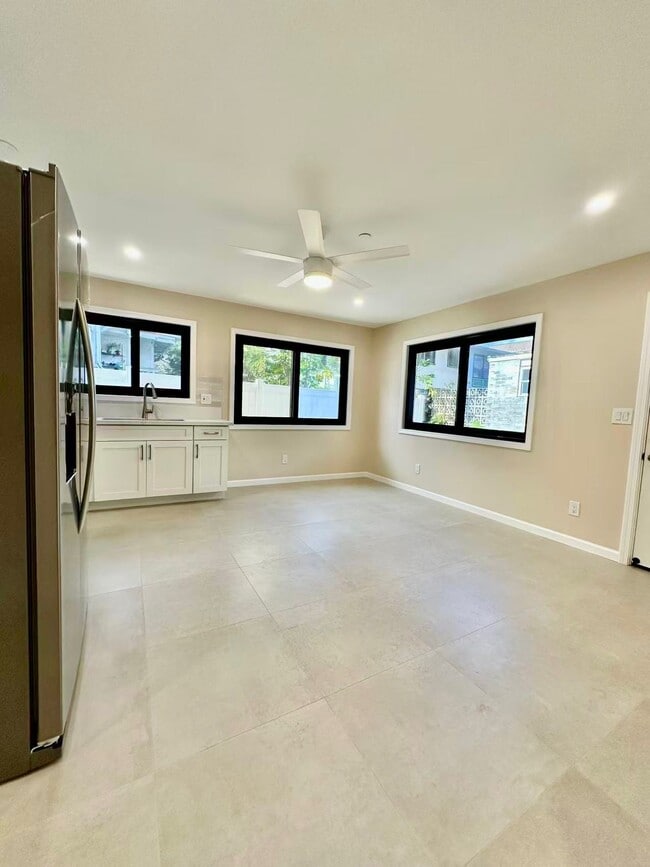 Photo - 142 Kaloko Ln Unit 1