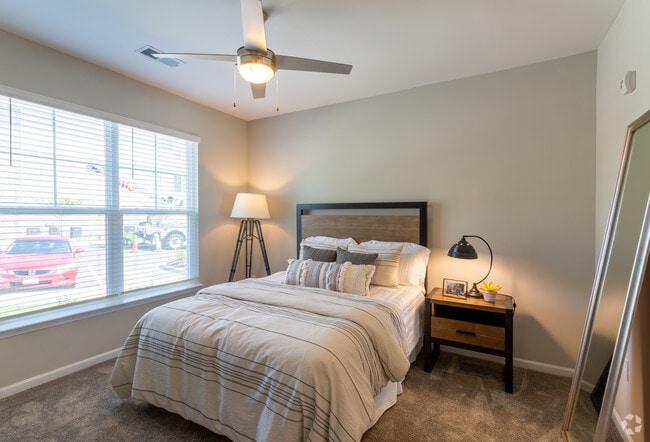 1BR,1BA