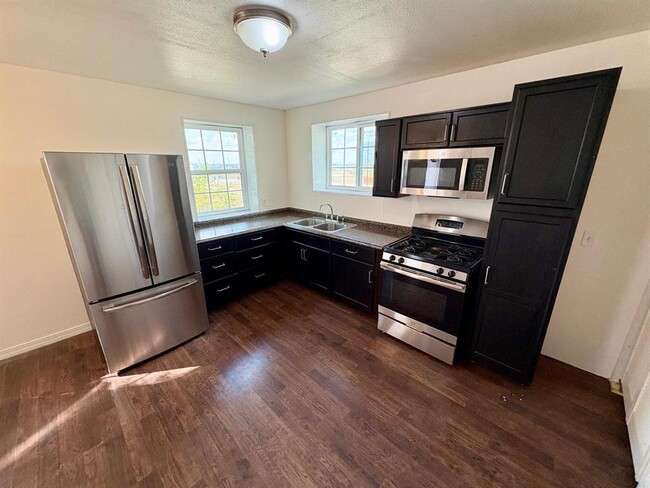 Photo - 5213 Tucker Hill Ln Unidad B