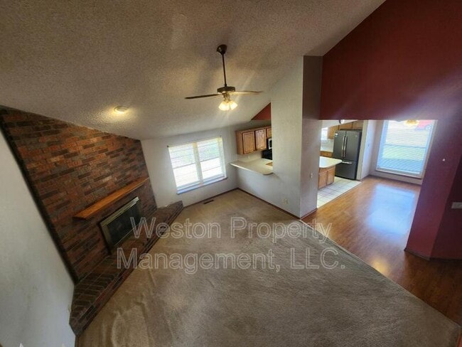 Photo - 3220 Duvall Dr