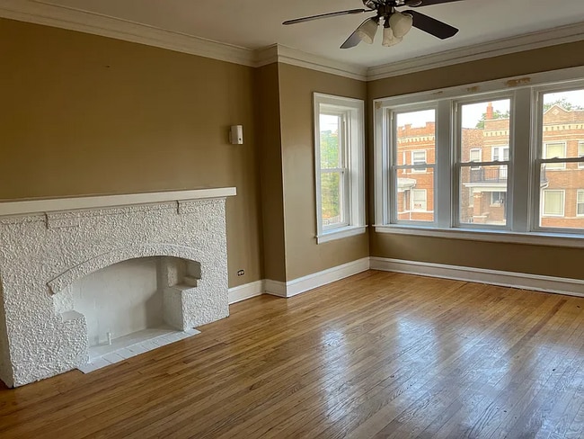 Photo - 1022 N Menard Ave Unit 2