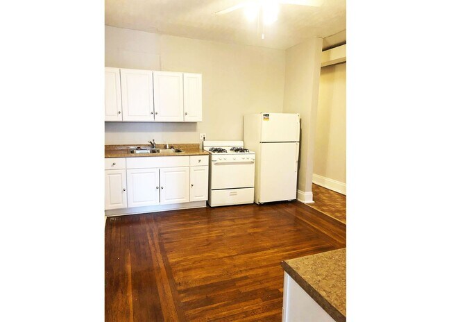 Photo - 3238 Bishop St Unit 3238-01