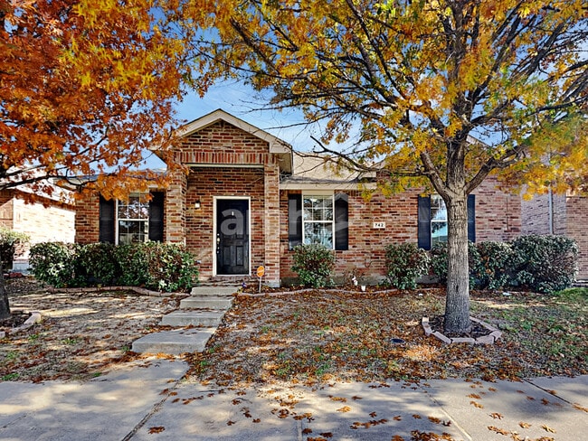 Building Photo - 742 Mission Ln